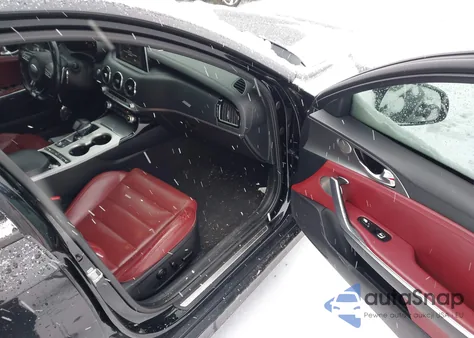 2018 Kia Stinger Gt2 z USA, uszkodzony, nr VIN KNAE55LC2J6017193